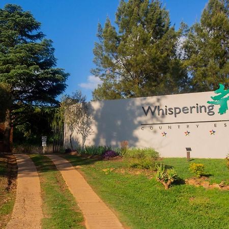 Вілла Whispering Pines Country Estate Магалісбург Екстер'єр фото